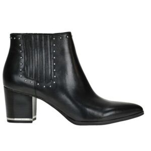 MICHAEL MICHAEL KORS
Gemma leather ankle boots